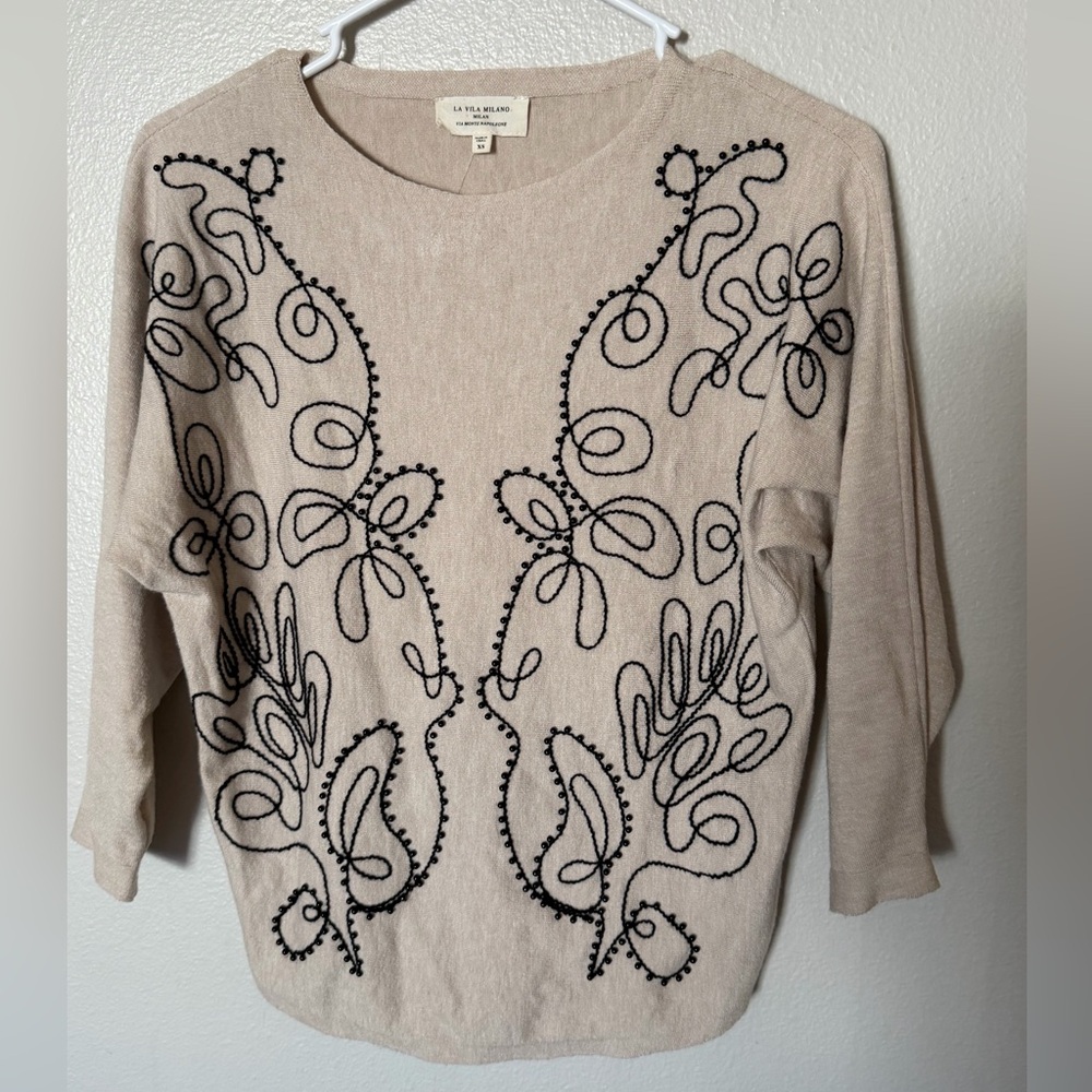 Beige Knit Sweater with Black Embroidered Beaded Detailing Women’s Size XS - Picture 2 of 6
